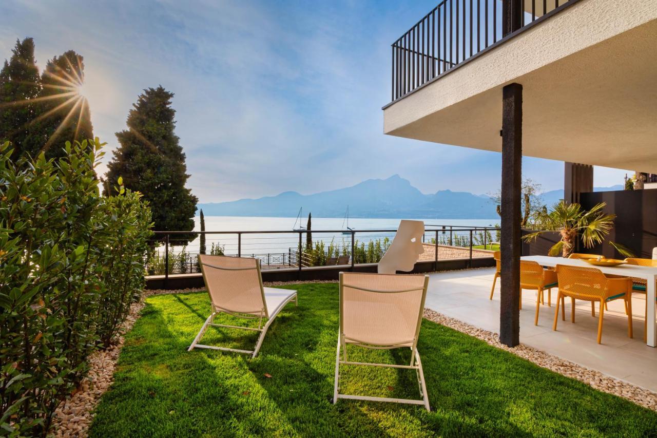 Il Sogno Al Lago Di Garda Apartment Torri Del Benaco Exterior photo